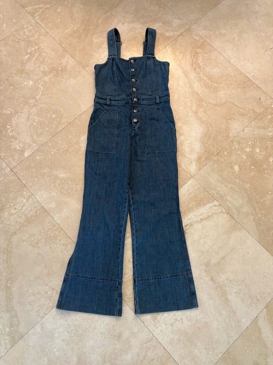 aerie Pants - Aerie Women’s Denim Medium Wash Jumpsuit / Fitted Overalls / Front Buttons /M